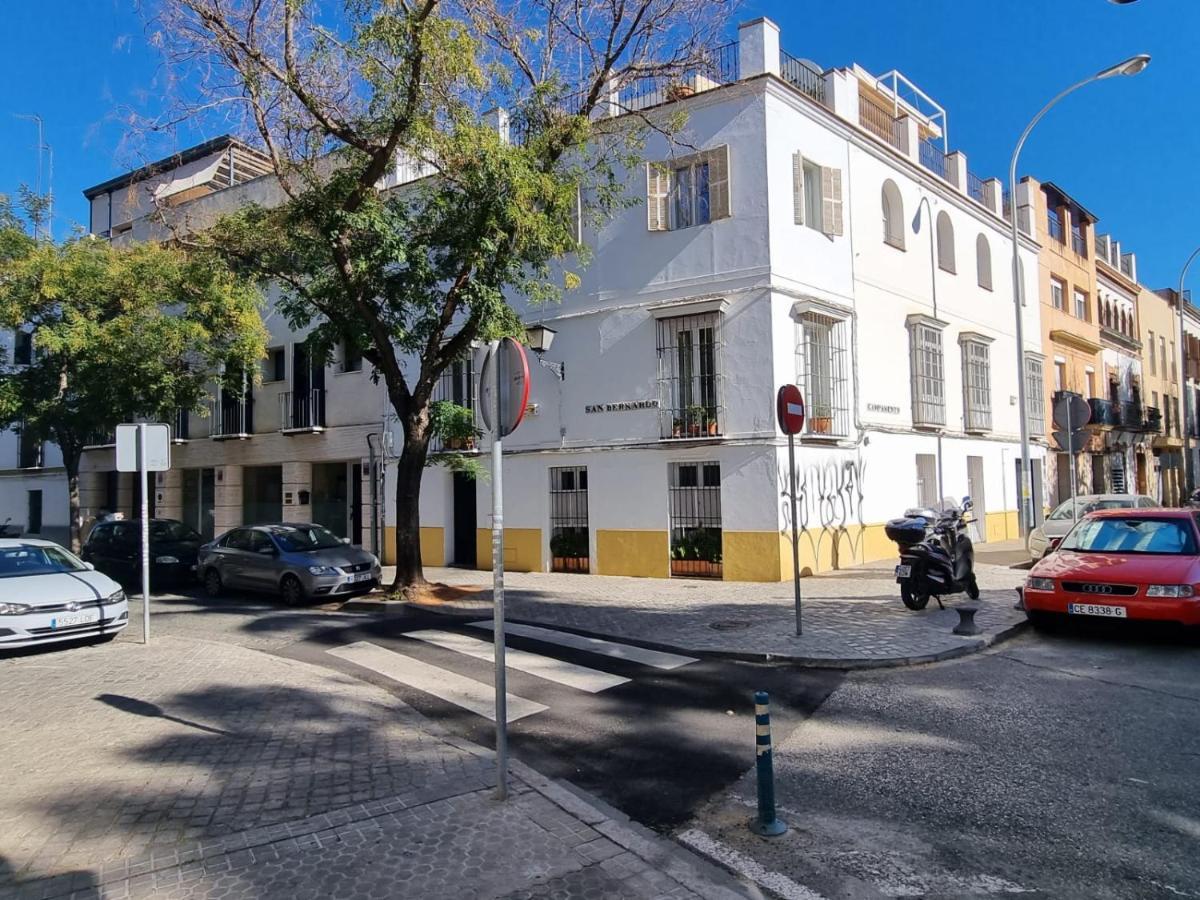San Bernardo Family Apartment セビリア エクステリア 写真