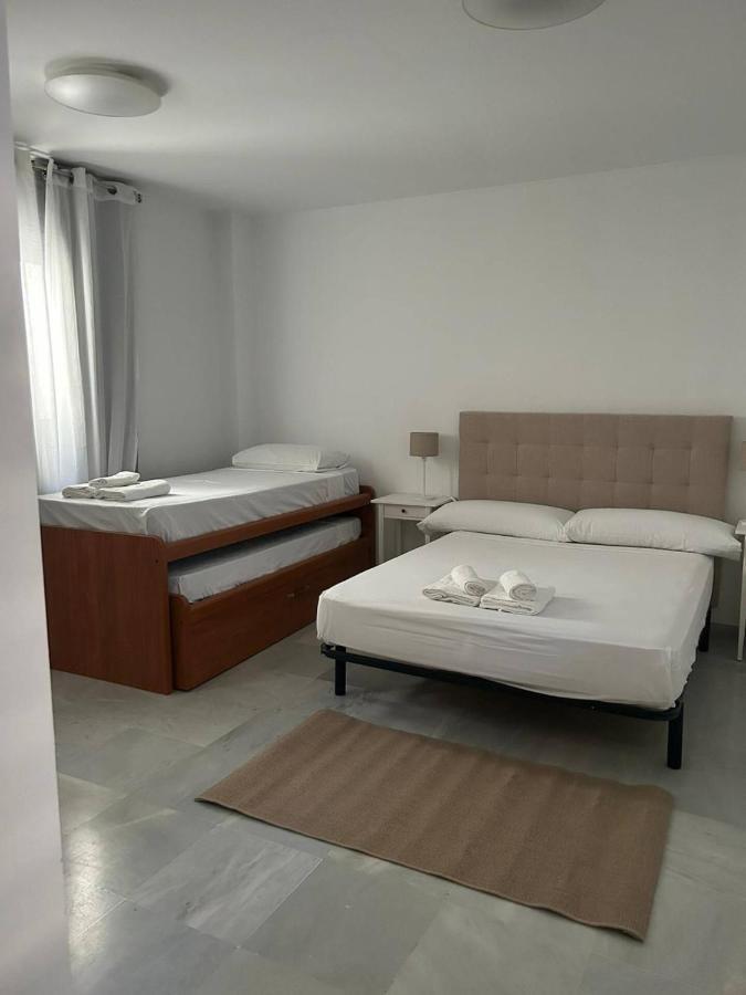 San Bernardo Family Apartment セビリア エクステリア 写真