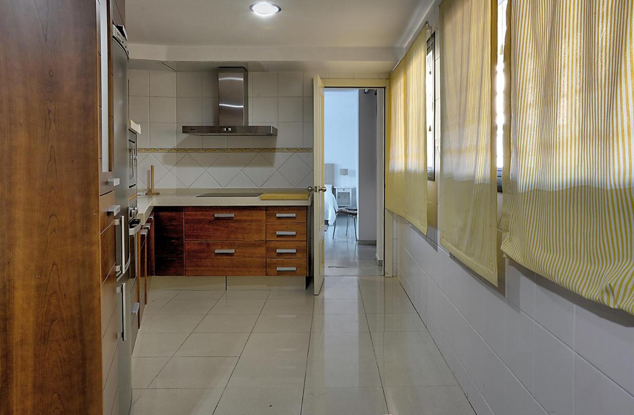 San Bernardo Family Apartment セビリア エクステリア 写真