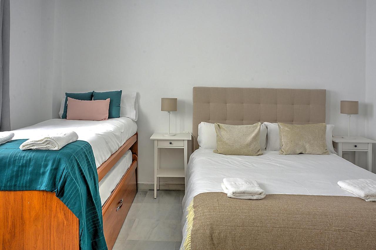 San Bernardo Family Apartment セビリア エクステリア 写真