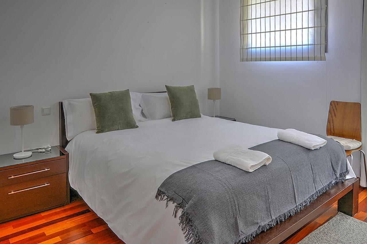 San Bernardo Family Apartment セビリア エクステリア 写真