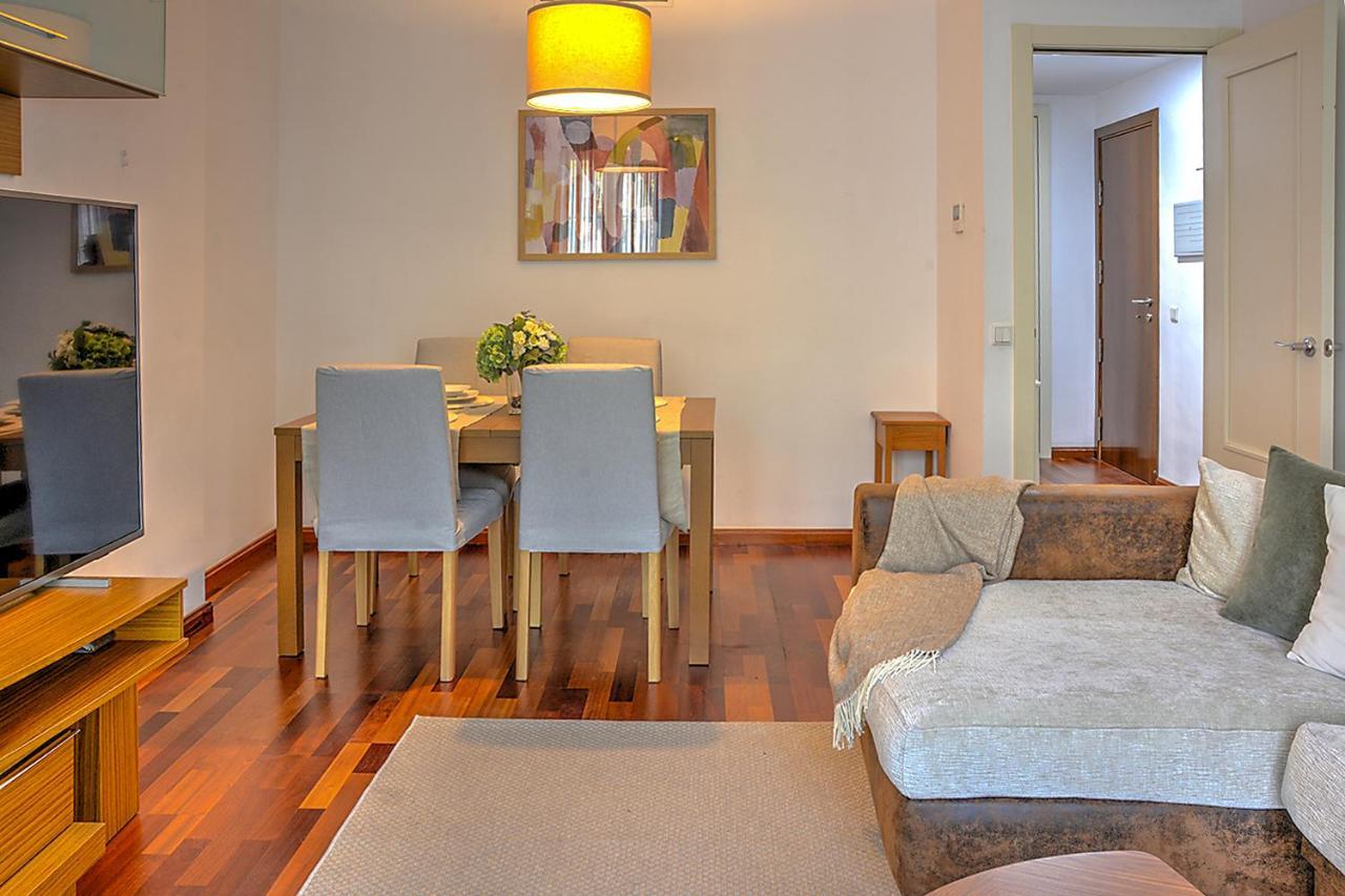 San Bernardo Family Apartment セビリア エクステリア 写真